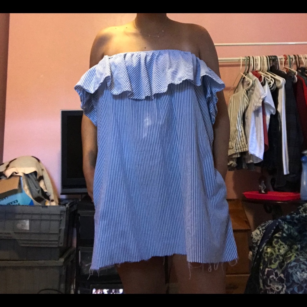 Dress - Picture 2 of 4